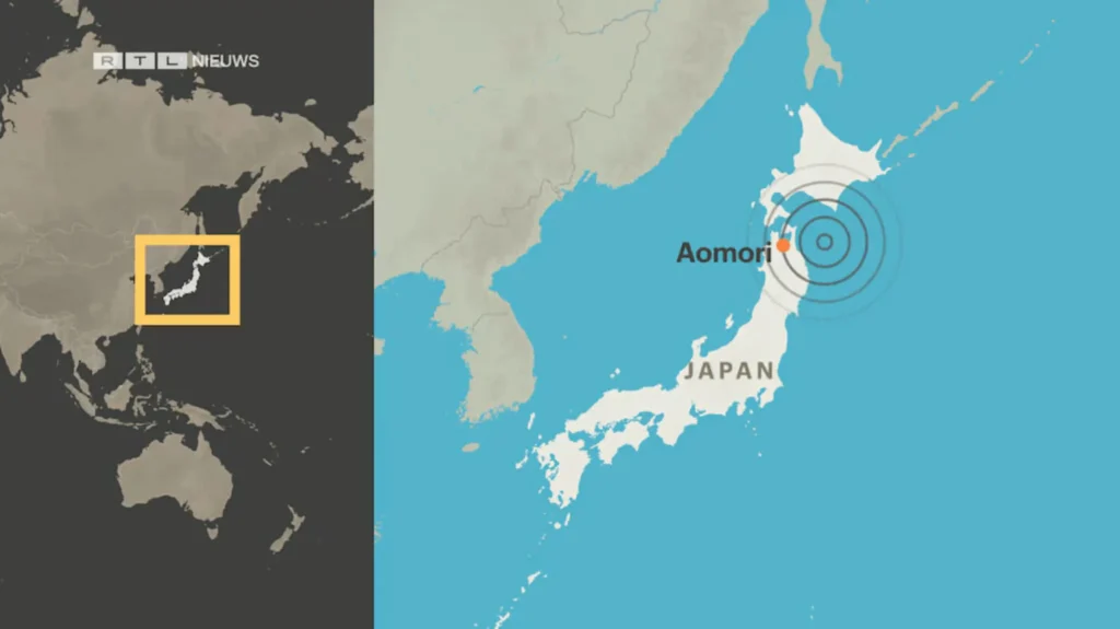 Mapa que muestra el epicentro de un terremoto en alta mar cerca de Aomori, en el norte de Japón, con círculos concéntricos de impacto y un mapa de situación global.